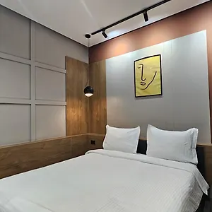 Tam Center Next To Blloku No2 Appartamento
